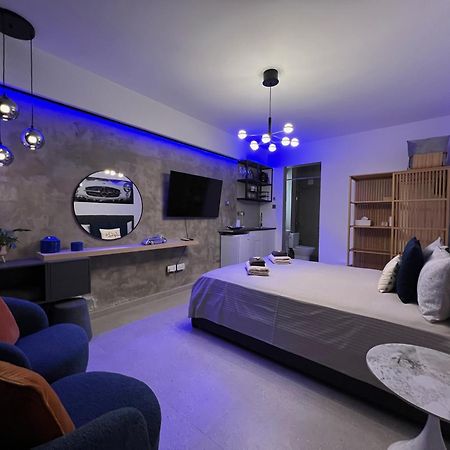 Fat Cow Apartments Larnaca Dış mekan fotoğraf