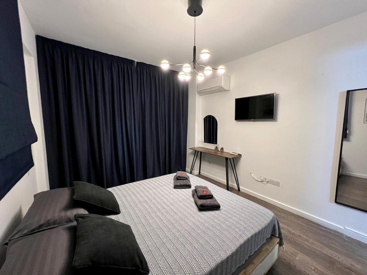 Fat Cow Apartments Larnaca Dış mekan fotoğraf